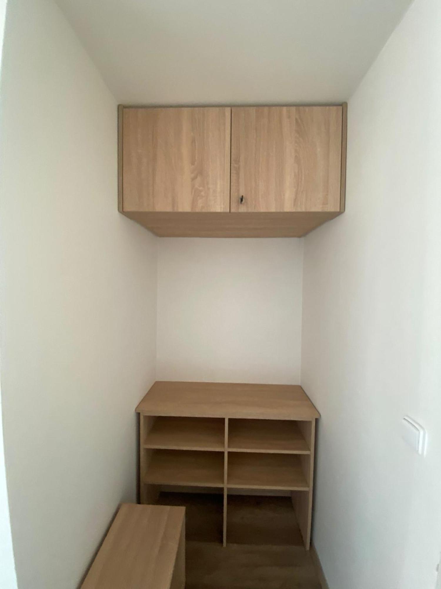 יאנסקה לזנה Apartmanek Protez מראה חיצוני תמונה